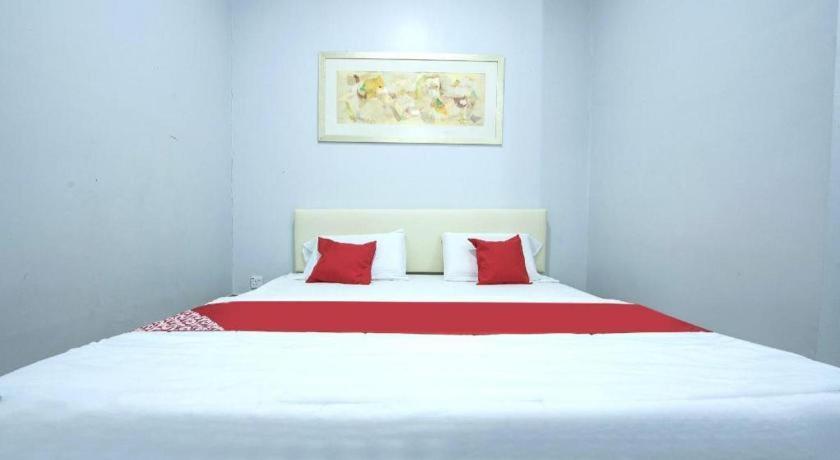 Oyo 90234 Sungai Rengit City Resort 2 Kampung Sungai Rengit Exteriör bild